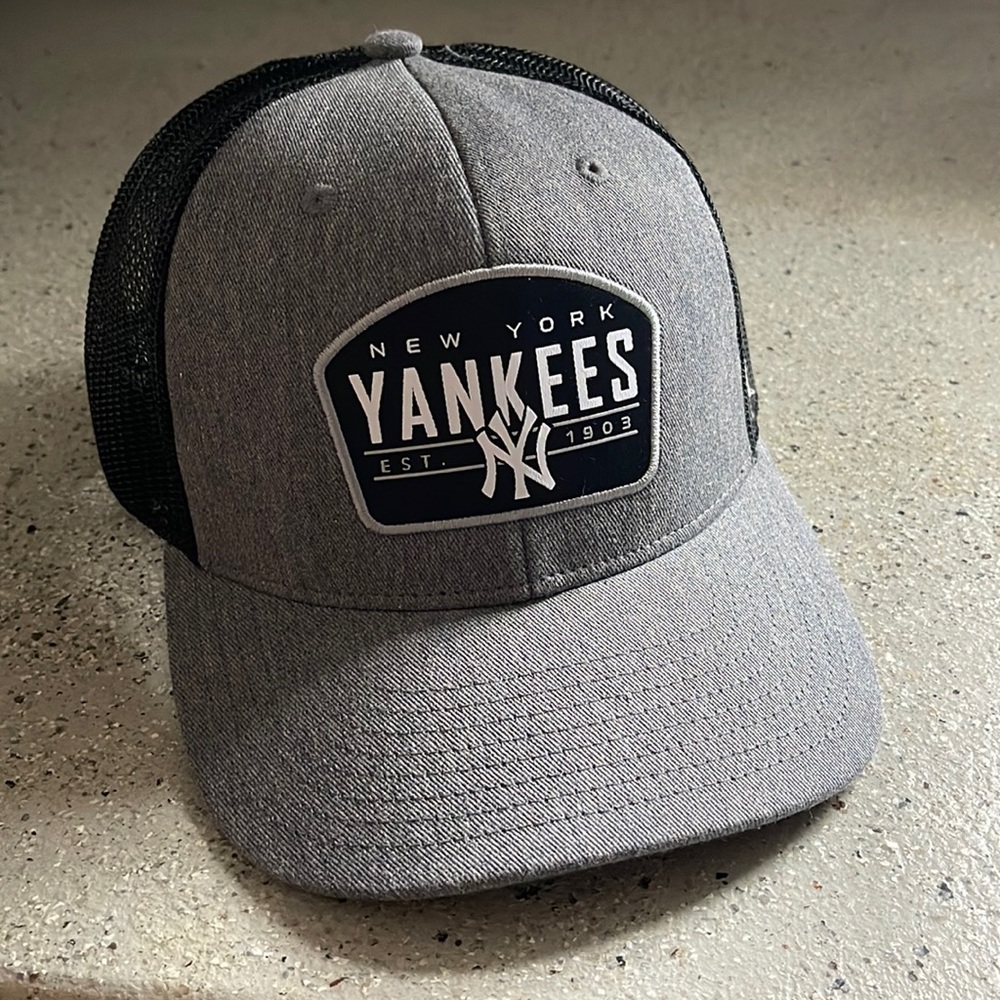 Men’s Gray New York Yankees hat